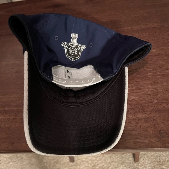 Fanatics Colorado Avalanche 2021 Playoffs Hat - Picture 4 of 5